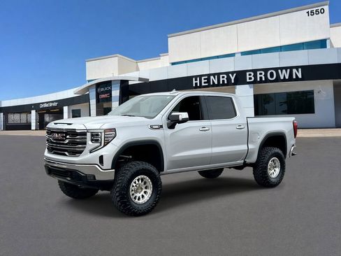 Used 2022 GMC Sierra 1500 SLT w/ X31 Off-Road Package AWD/4WD image 1