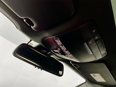 Certified 2019 Mercedes-Benz GLC 300 4MATIC image 12