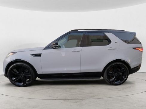 Used 2025 Land Rover Discovery Dynamic SE AWD/4WD image 2