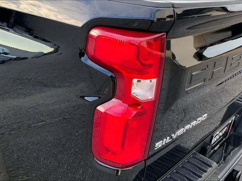 Used 2026 Chevrolet Silverado 1500 RST RWD image 27