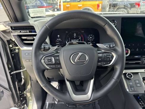 Certified 2025 Lexus GX 550 w/ Cold Area Package AWD/4WD image 14