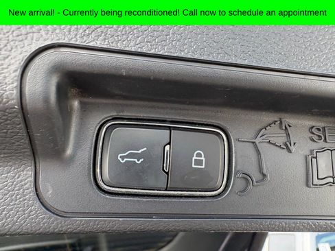 Used 2023 Ford Explorer XLT w/ Equipment Group 202A image 10