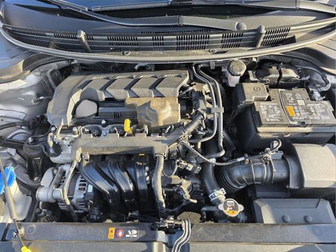 Used 2023 Kia Rio S image 32