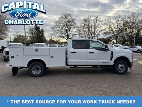 New 2025 Ford F350 XL w/ XL Chrome Package image 9