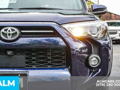 Used 2023 Toyota 4Runner SR5 Premium w/ Moonroof Package AWD/4WD image 11