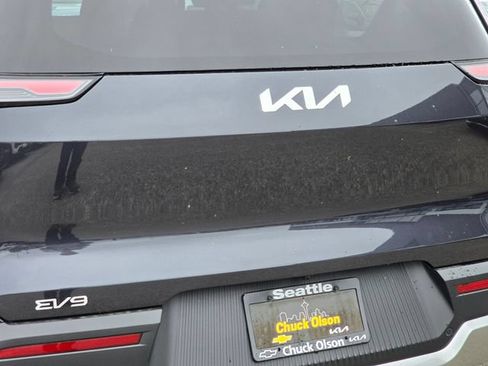 New 2026 Kia EV9 Light RWD image 12