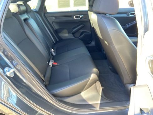 Used 2025 Honda Civic Sport image 13