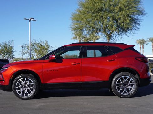 Used 2023 Chevrolet Blazer RS image 2