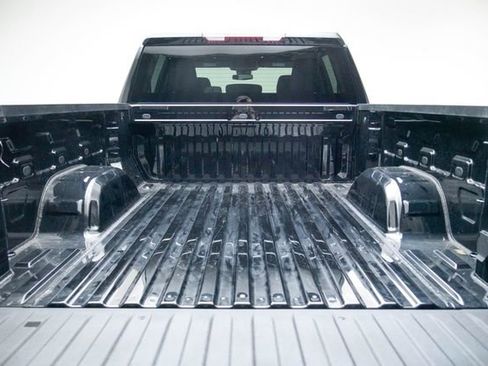 Used 2024 GMC Sierra 1500 Elevation image 7