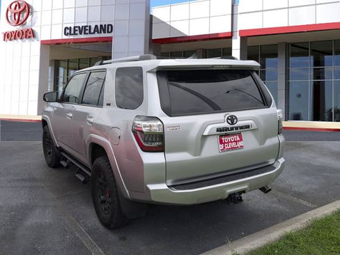 Used 2022 Toyota 4Runner SR5 w/ TRD Black Wheel Package (TMS) AWD/4WD image 5