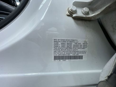 Used 2023 Acura MDX SH-AWD w/ Advance Package image 18