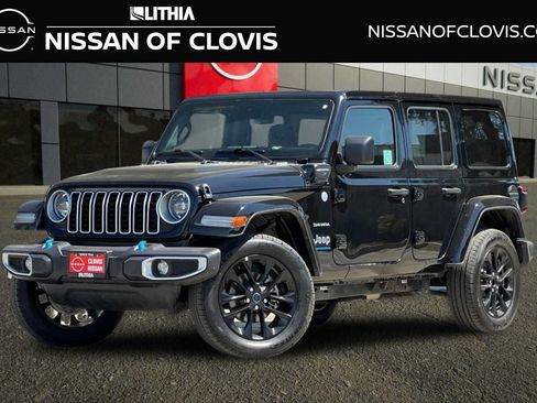 Used 2024 Jeep Wrangler Unlimited Sahara AWD/4WD image 1