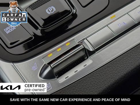 Used 2025 Kia Carnival SX image 22