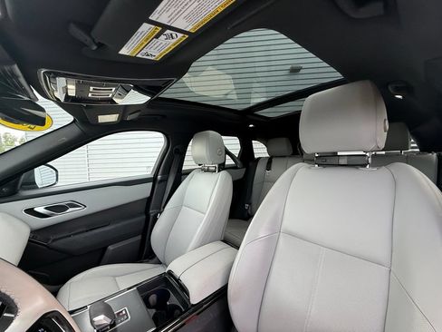 Certified 2024 Land Rover Range Rover Velar Dynamic SE AWD/4WD image 26