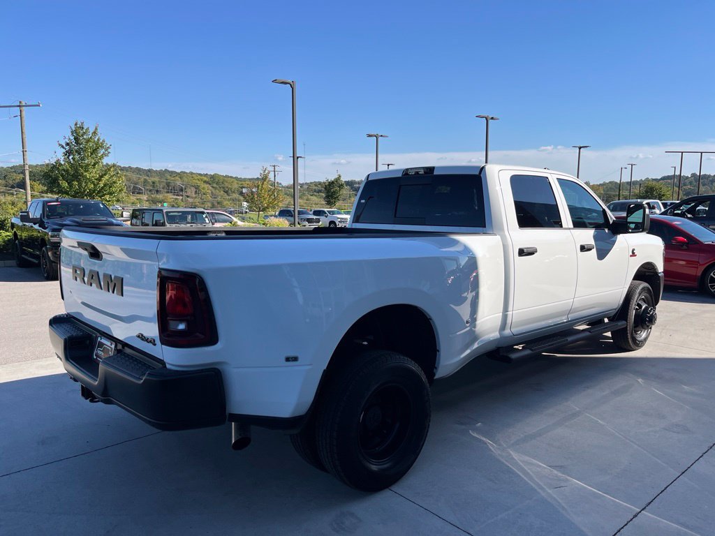 New 2027 RAM 3500 Tradesman AWD/4WD image 20
