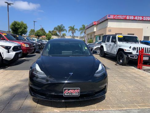 Used 2019 Tesla Model 3 Long Range AWD/4WD image 2