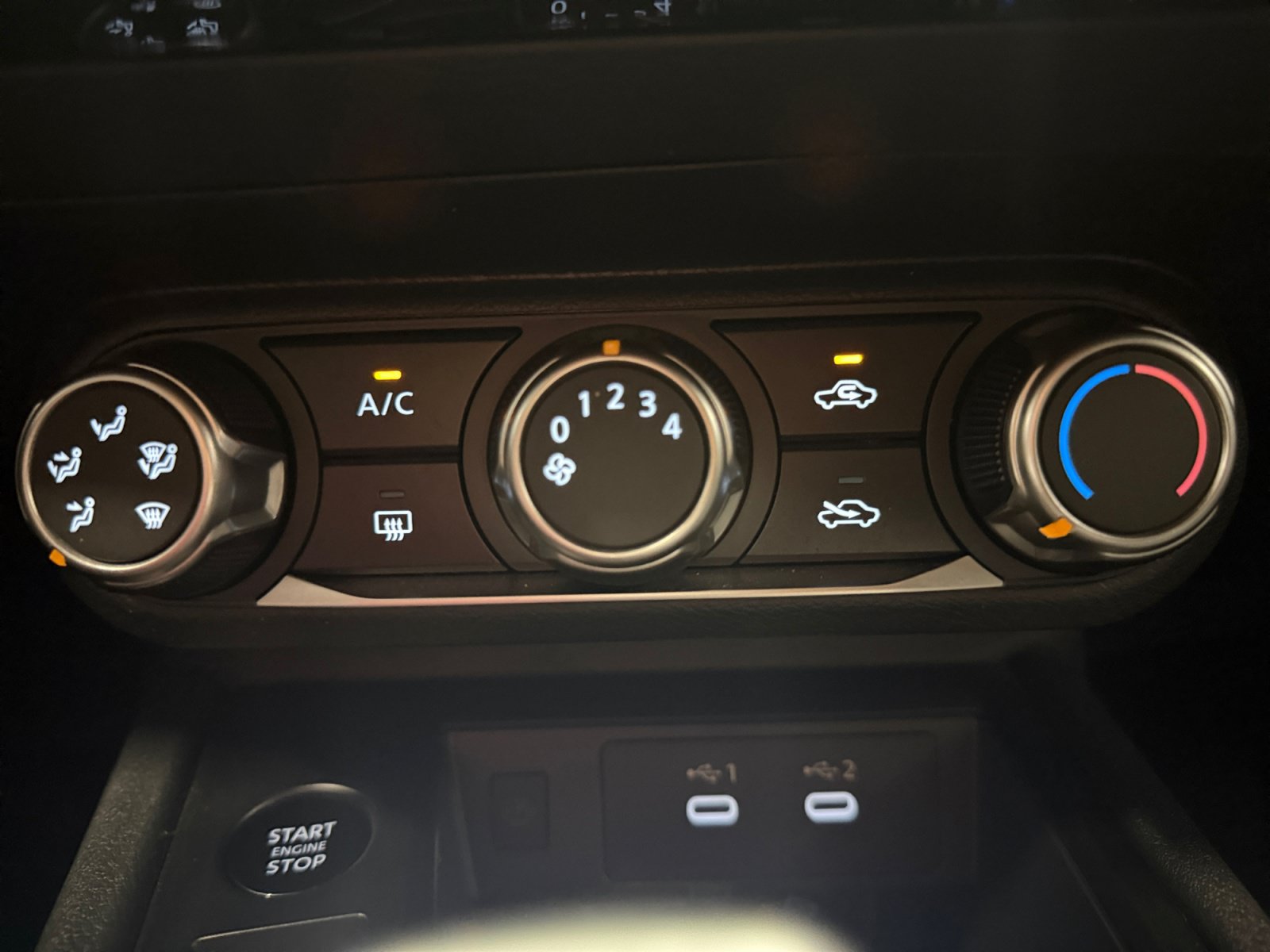 Used 2025 Nissan Kicks SV FWD image 19