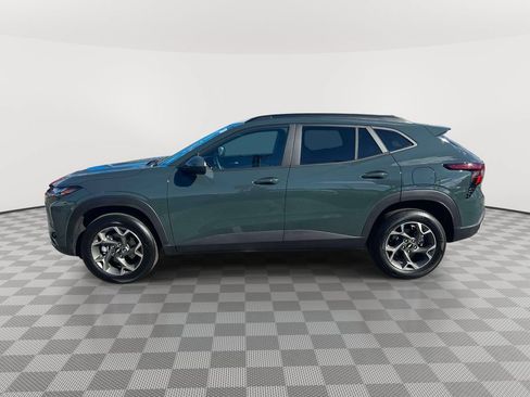 Used 2026 Chevrolet Trax LT w/ Driver Confidence Package FWD image 8