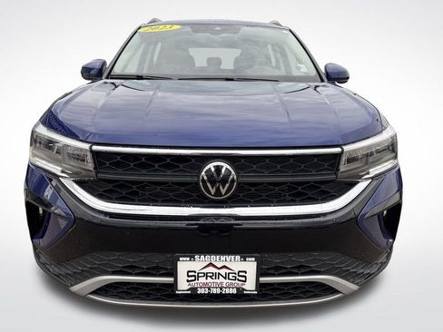 Used 2023 Volkswagen Taos SE image 9