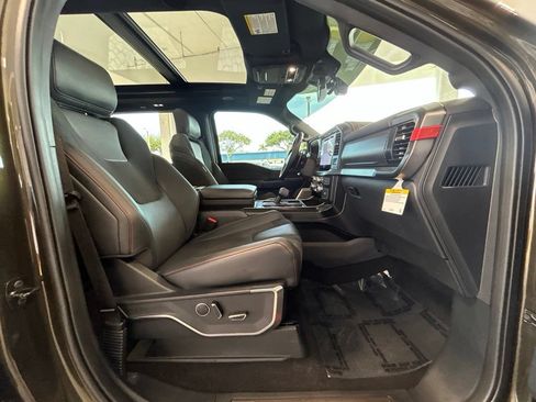Used 2025 Ford F150 Raptor AWD/4WD image 28