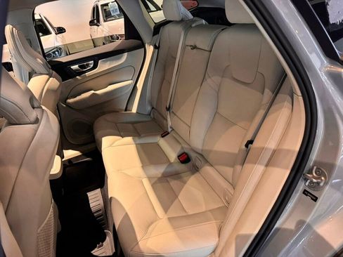 Used 2024 Volvo XC60 B5 Core w/ Protection Package Premier image 11