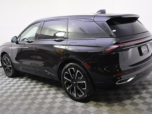 New 2026 Lincoln Nautilus Reserve AWD/4WD image 3