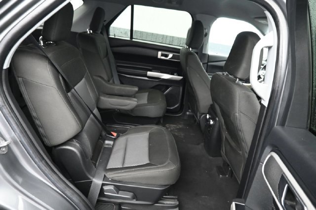 Used 2022 Ford Explorer XLT AWD/4WD image 8