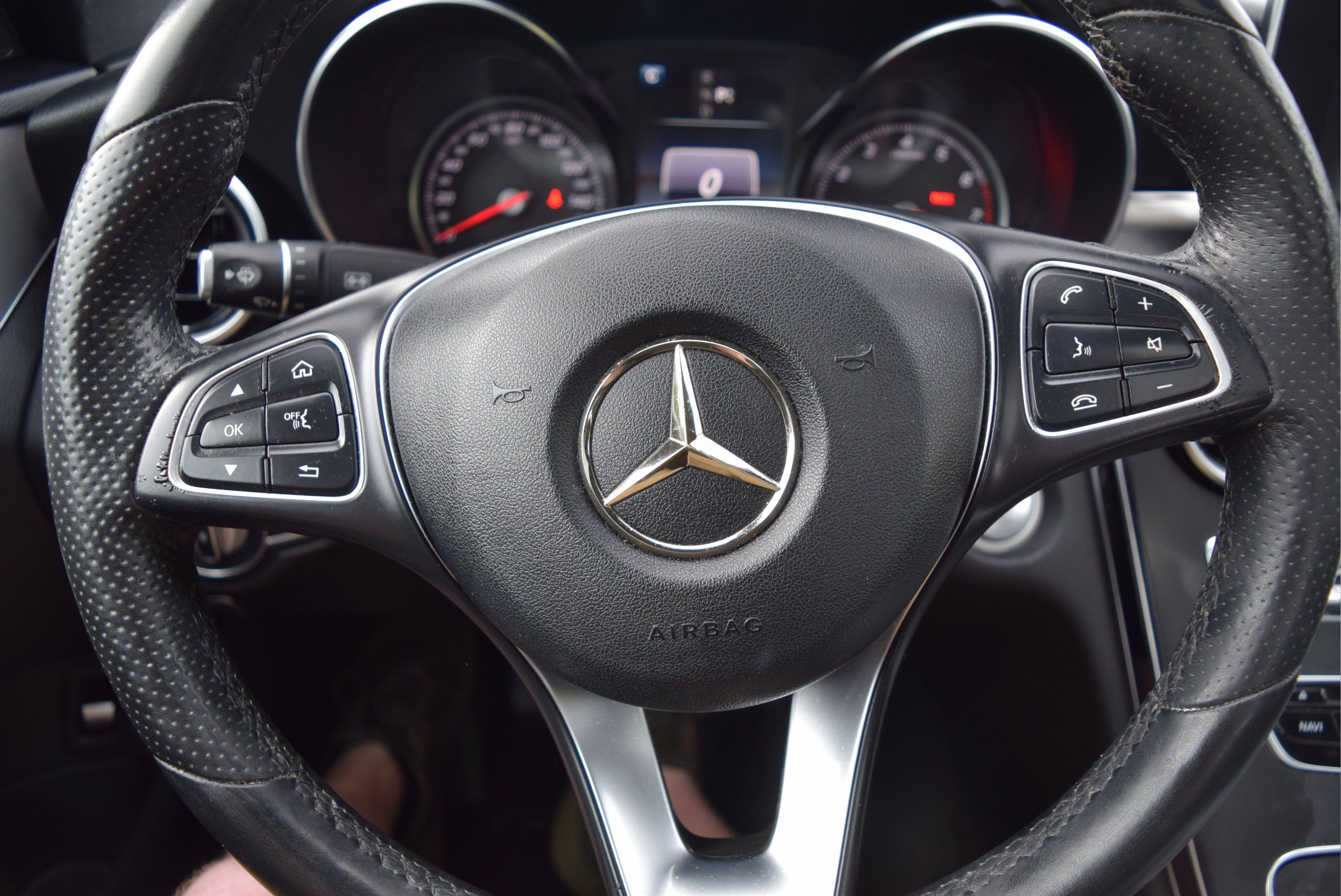 Used 2018 Mercedes-Benz C 300 4MATIC Sedan image 12