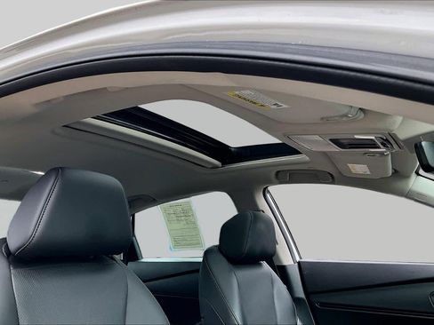 Used 2023 Honda Accord EX-L image 14