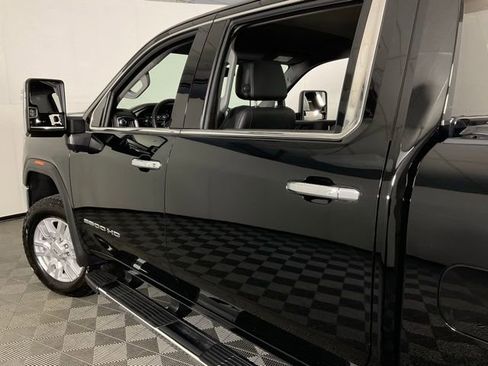 Used 2022 GMC Sierra 3500 SLT w/ SLT Premium Package AWD/4WD image 36