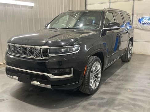 Used 2023 Jeep Grand Wagoneer Series II AWD/4WD image 4