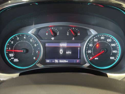 Used 2021 Chevrolet Traverse LT AWD/4WD image 28