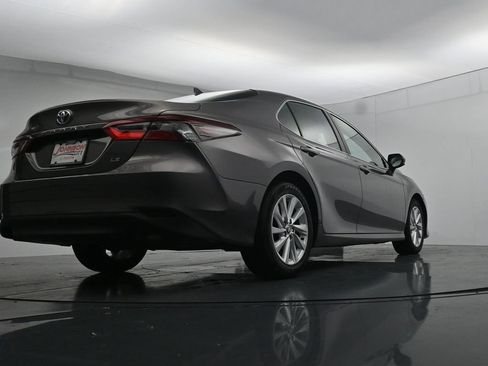 Used 2024 Toyota Camry LE FWD image 33