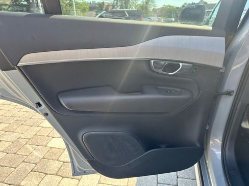 Used 2025 Volvo XC90 B5 Core w/ Protection Package Premier AWD/4WD image 21