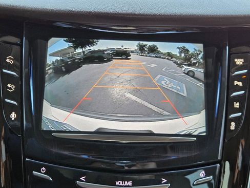 Used 2015 Cadillac Escalade Luxury RWD image 32