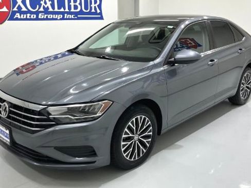 Used 2019 Volkswagen Jetta SE FWD image 12