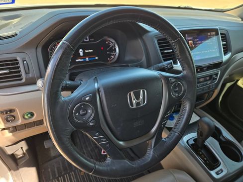 Used 2017 Honda Pilot EX-L image 9