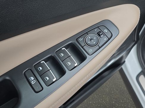 Used 2021 Hyundai Santa Fe Limited AWD/4WD image 29