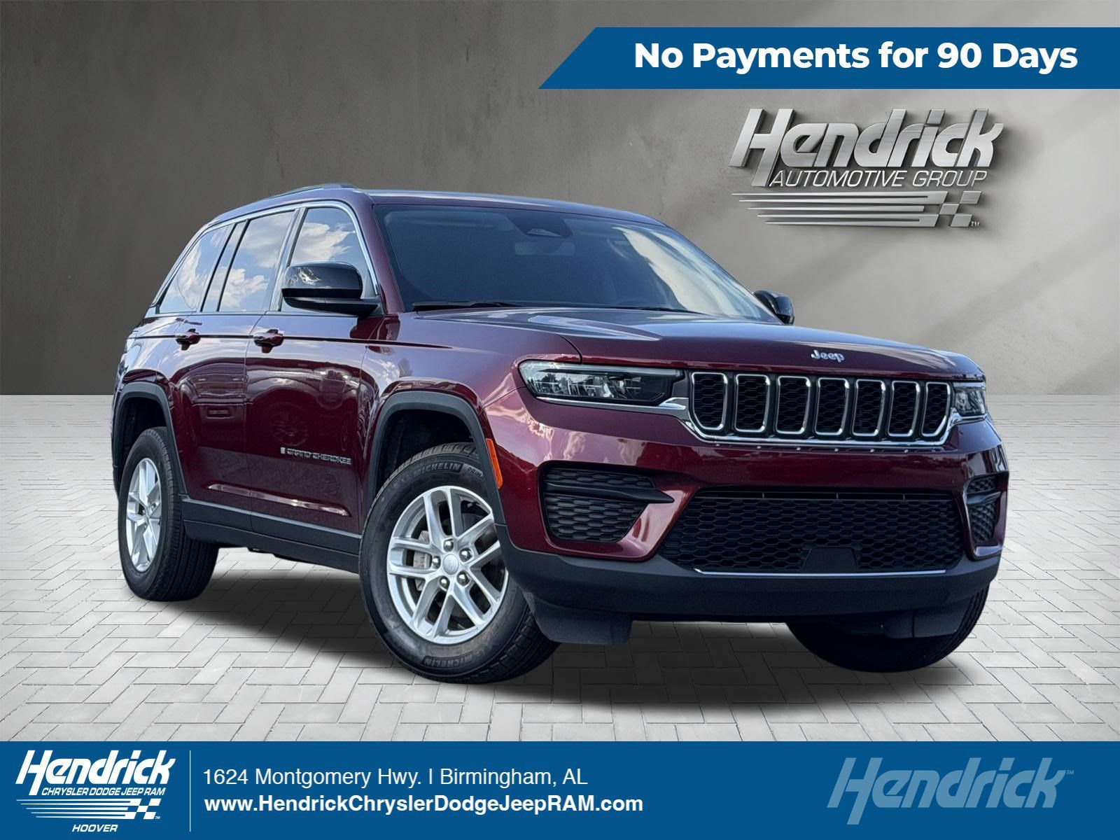 Used 2023 Jeep Grand Cherokee Laredo w/ Trailer Tow Prep Group (B) RWD image 1