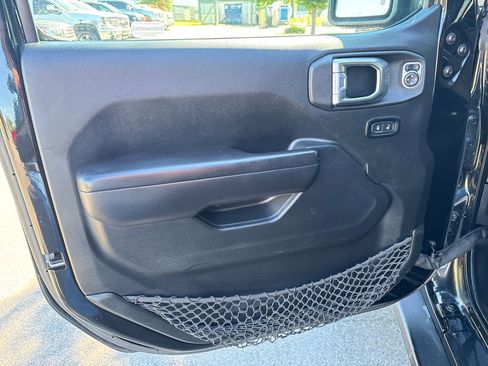 Used 2021 Jeep Wrangler 4WD Rubicon image 15