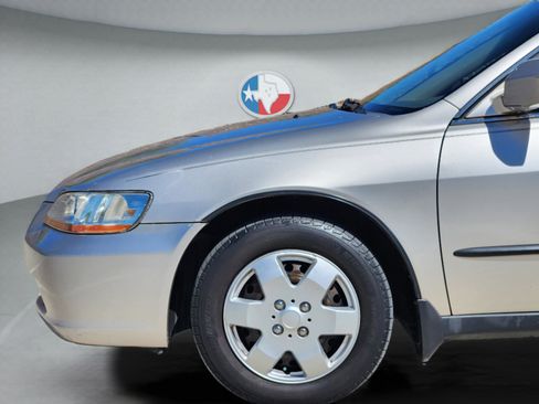 Used 1999 Honda Accord LX image 26