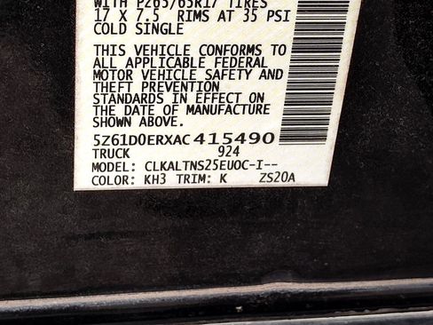 Used 2010 Suzuki Equator Sport image 13