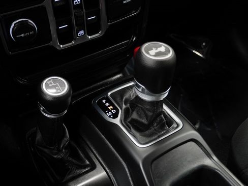 Certified 2021 Jeep Wrangler Unlimited Sport image 37