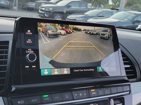 New 2026 Honda Odyssey Touring image 29