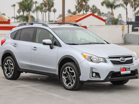 Used 2016 Subaru Crosstrek 2.0i Limited image 4