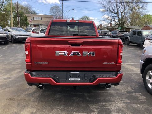 New 2026 RAM 1500 4x4 Crew Cab image 10