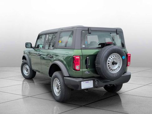 New 2025 Ford Bronco 4-Door AWD/4WD image 13