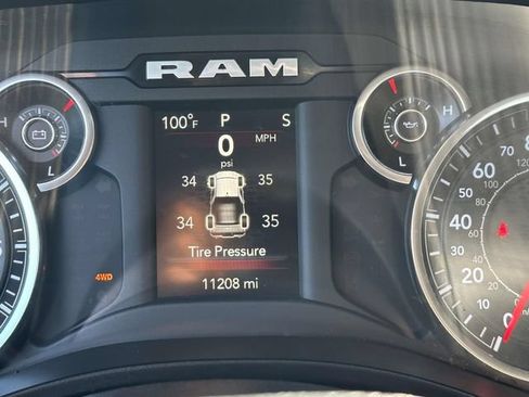 Used 2022 RAM 1500 Big Horn AWD/4WD image 14