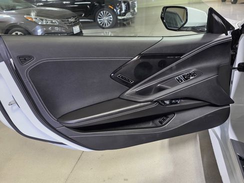 Used 2024 Chevrolet Corvette Stingray Preferred Cpe w/ Z51 Performance Package image 28