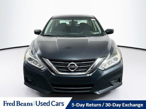 Used 2017 Nissan Altima 2.5 SV FWD image 2